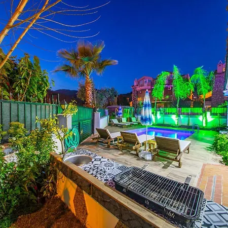London Daily Weekly * Marmaris